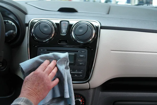 automobile, car cleaning, transport, car care, inside, cleaning, dashboard, car cleaning, car cleaning, car cleaning, car cleaning, car cleaning, car care. Commercial cleaners: the parts worth your attention