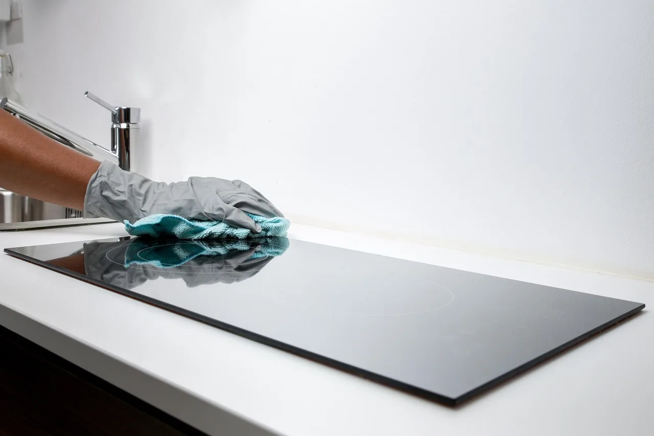 cleanliness, maid, maintains, cleaning, housework, brush, sponge, bath, washbasin, napkins, cleaning, cleaning, cleaning, cleaning, cleaning. How to structure a commercial cleaning services package